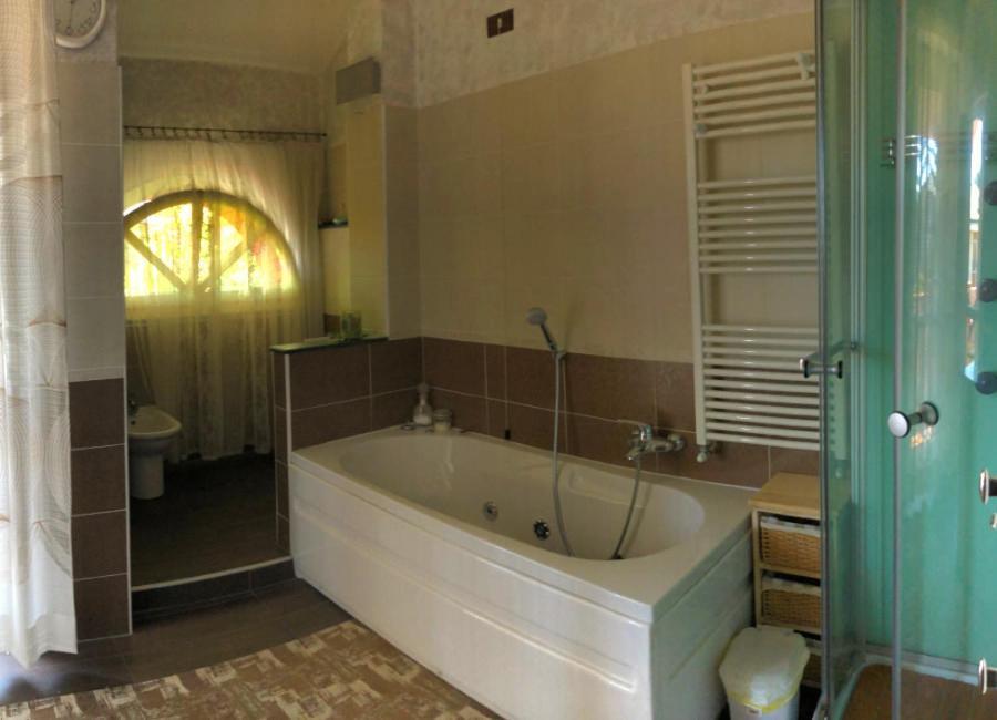 B&B Via Roma Cesate Exterior photo
